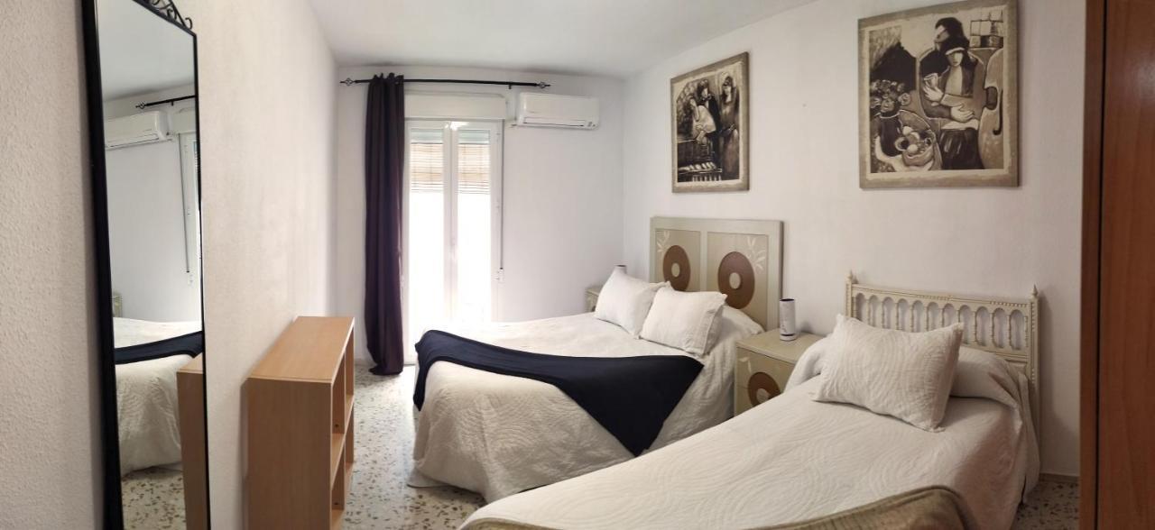 Regina Home -Parking Casco Historico Córdoba Kültér fotó